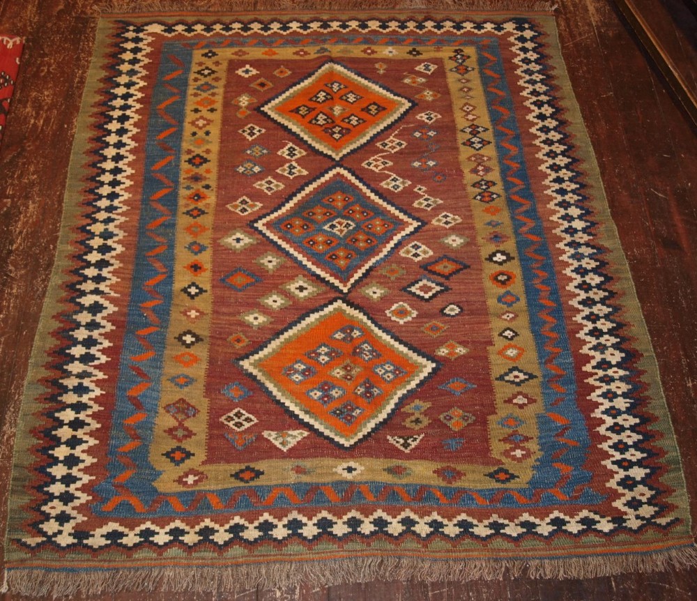 antique shiraz kilim tribal design earth colours great condition circa 1920
