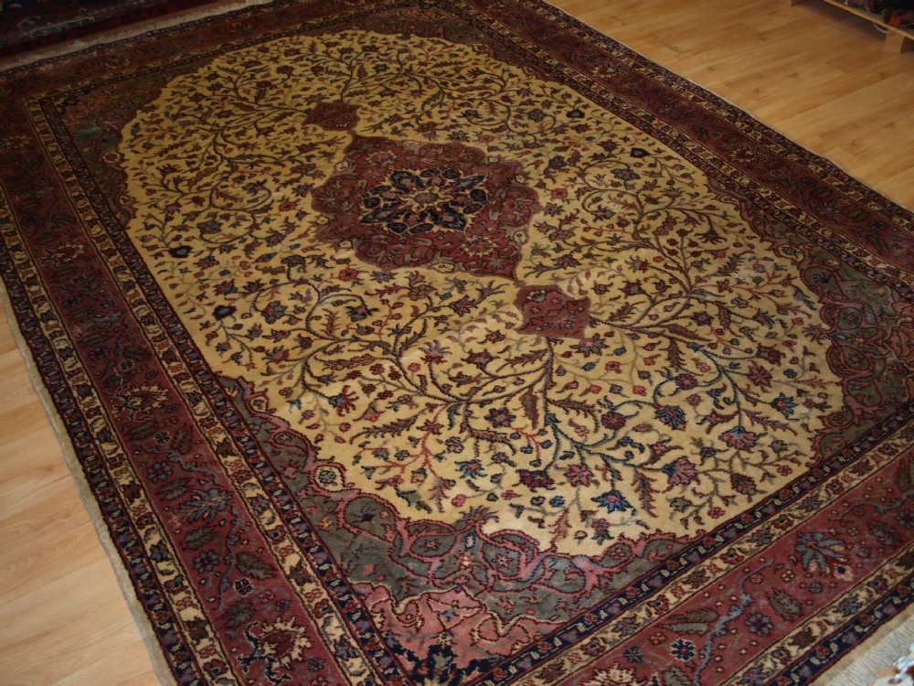 old turkish isparta carpet classic floral design light colours abt 50 years old
