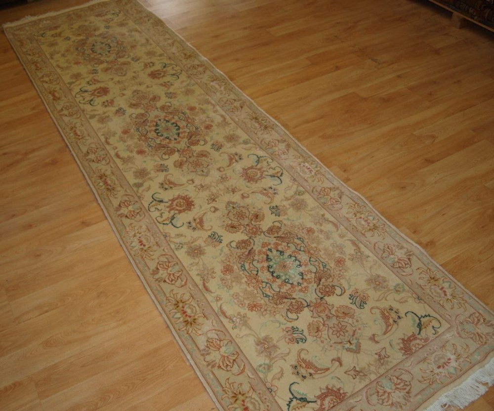 tabriz runner fine wool and silk soft pastel colours perfect condition