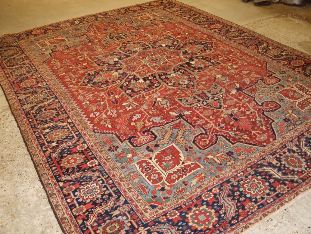 antique persian heriz carpet with soft pastel colours great condition ideal furnishing carpet circa 1900
