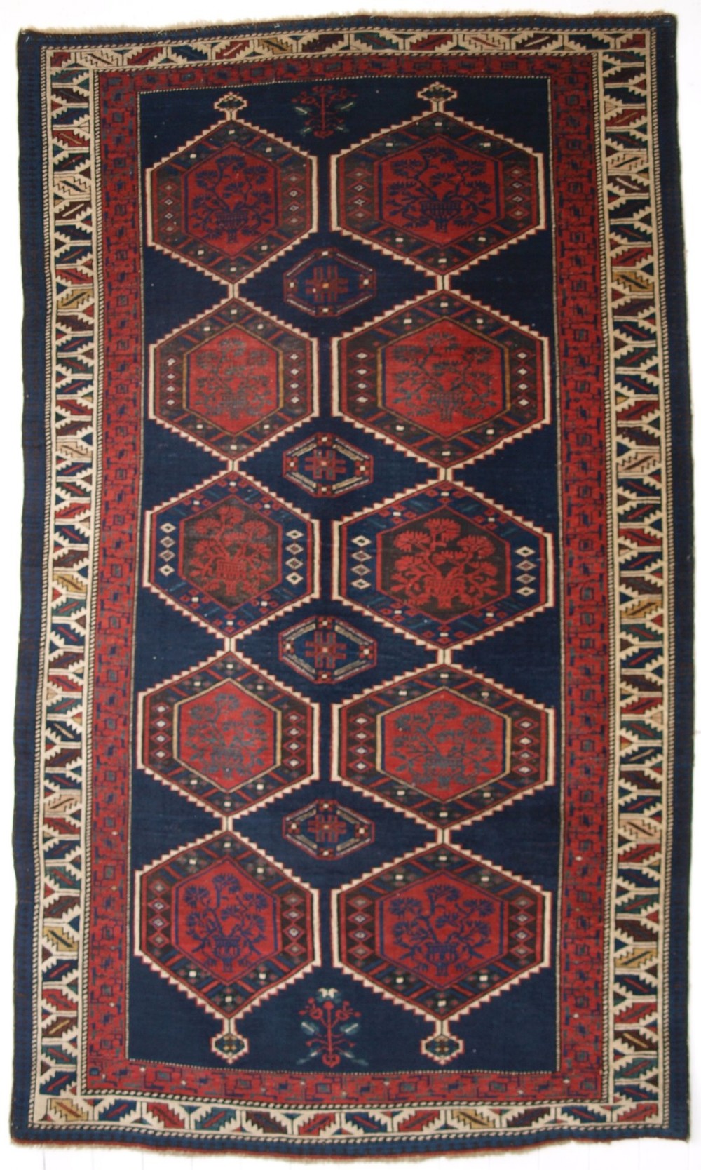 antique caucasian kuba shirvan rug with shrub design late 19th century