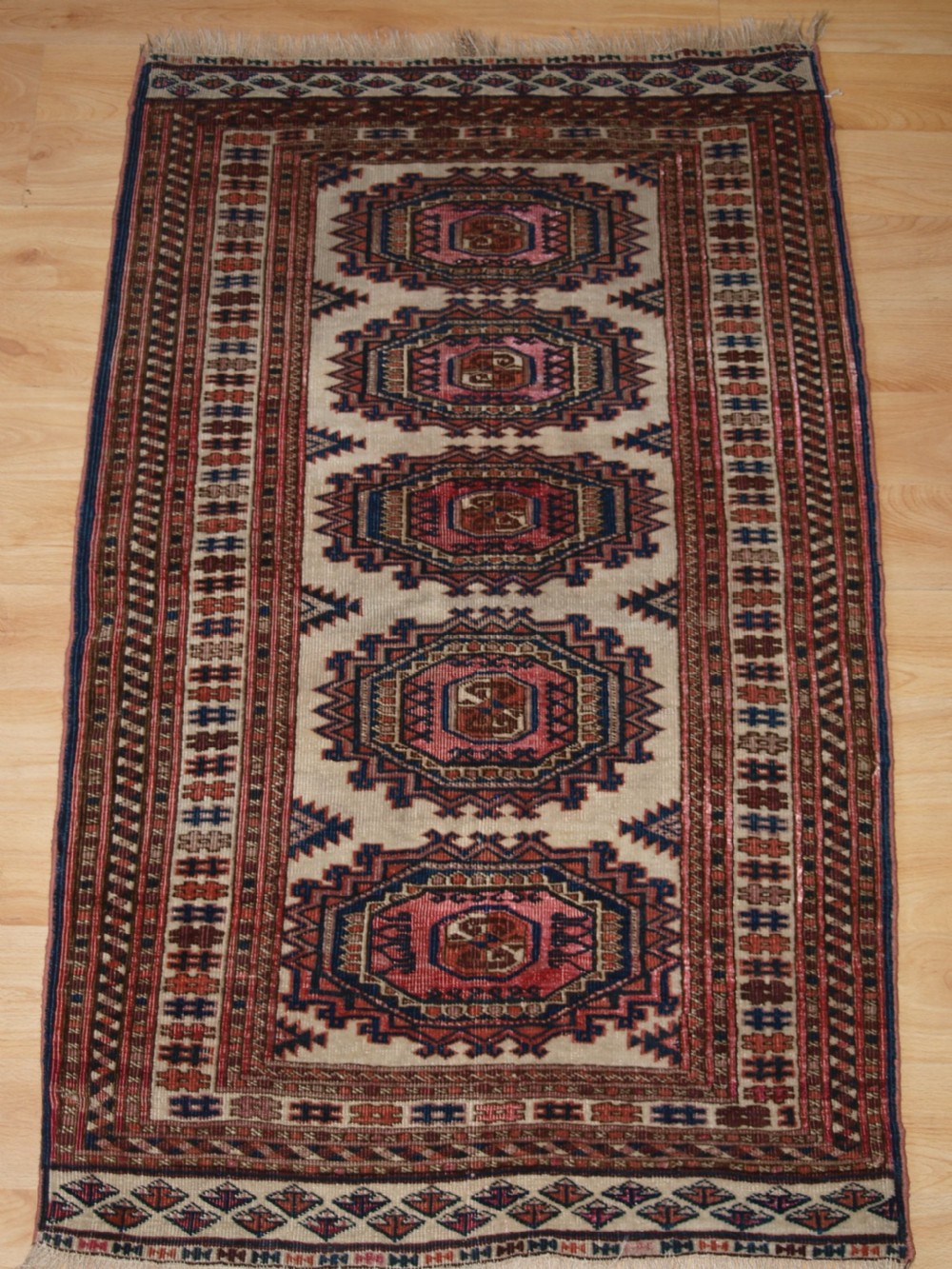 antique saryk turkmen rug of small size ivory ground circa 1900