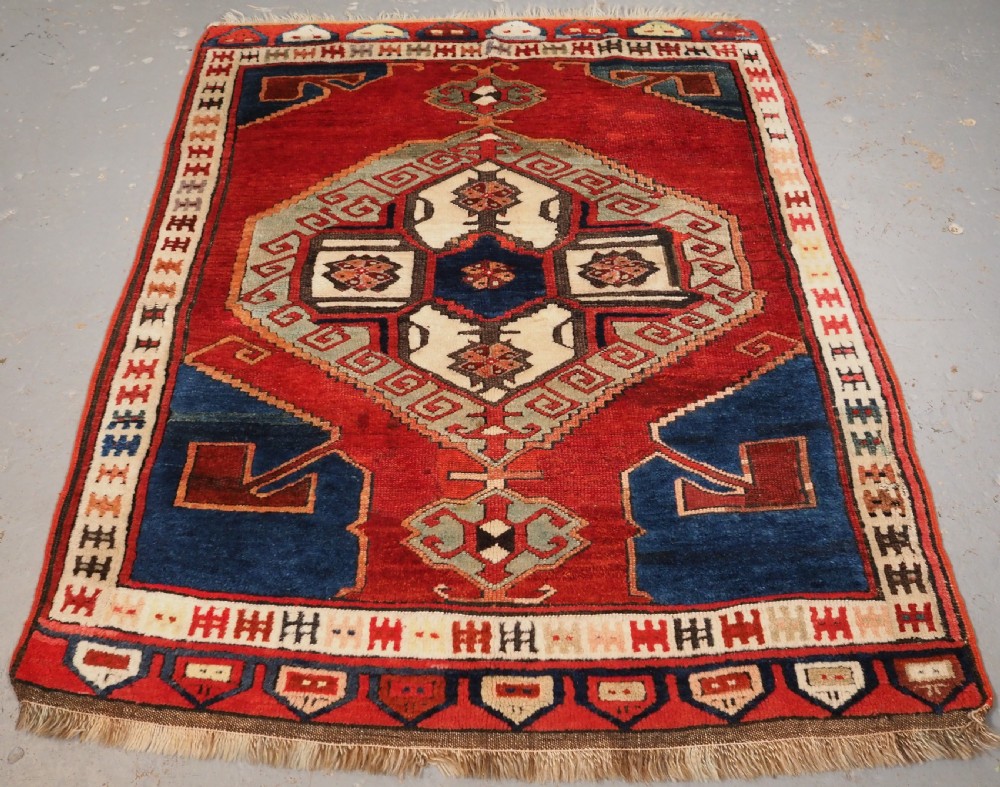 antique turkish karapinar rug classic design 19th century
