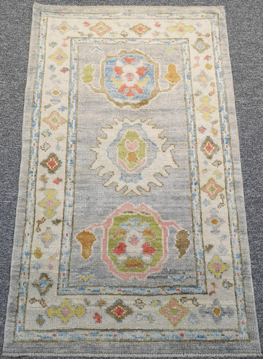 turkish oushak village rug hand knotted with traditional design 150 x 92cm