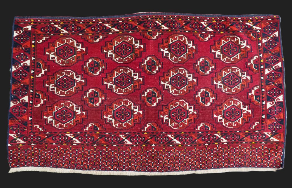 antique saryk turkmen chuval face 12 gul all whites in cotton circa 1890